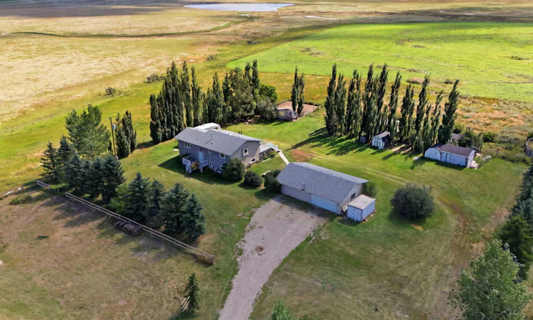 241081 Township Road 232
