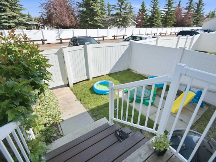 147-33 Donlevy Avenue, Red Deer, AB, T4R 3B6 - 3