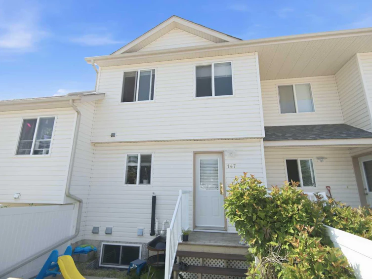 147-33 Donlevy Avenue, Red Deer, AB, T4R 3B6 - 4
