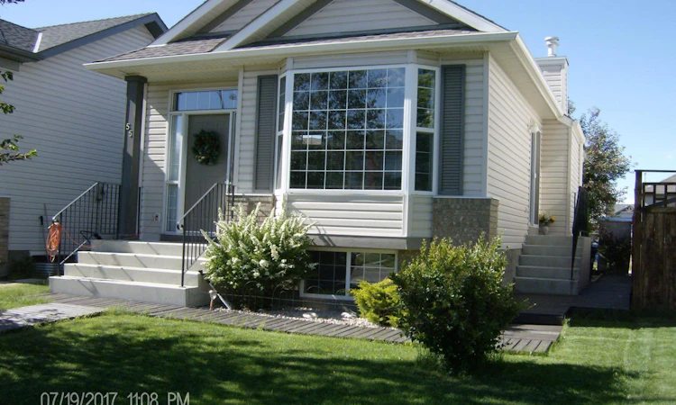 55 Eversyde Green SW