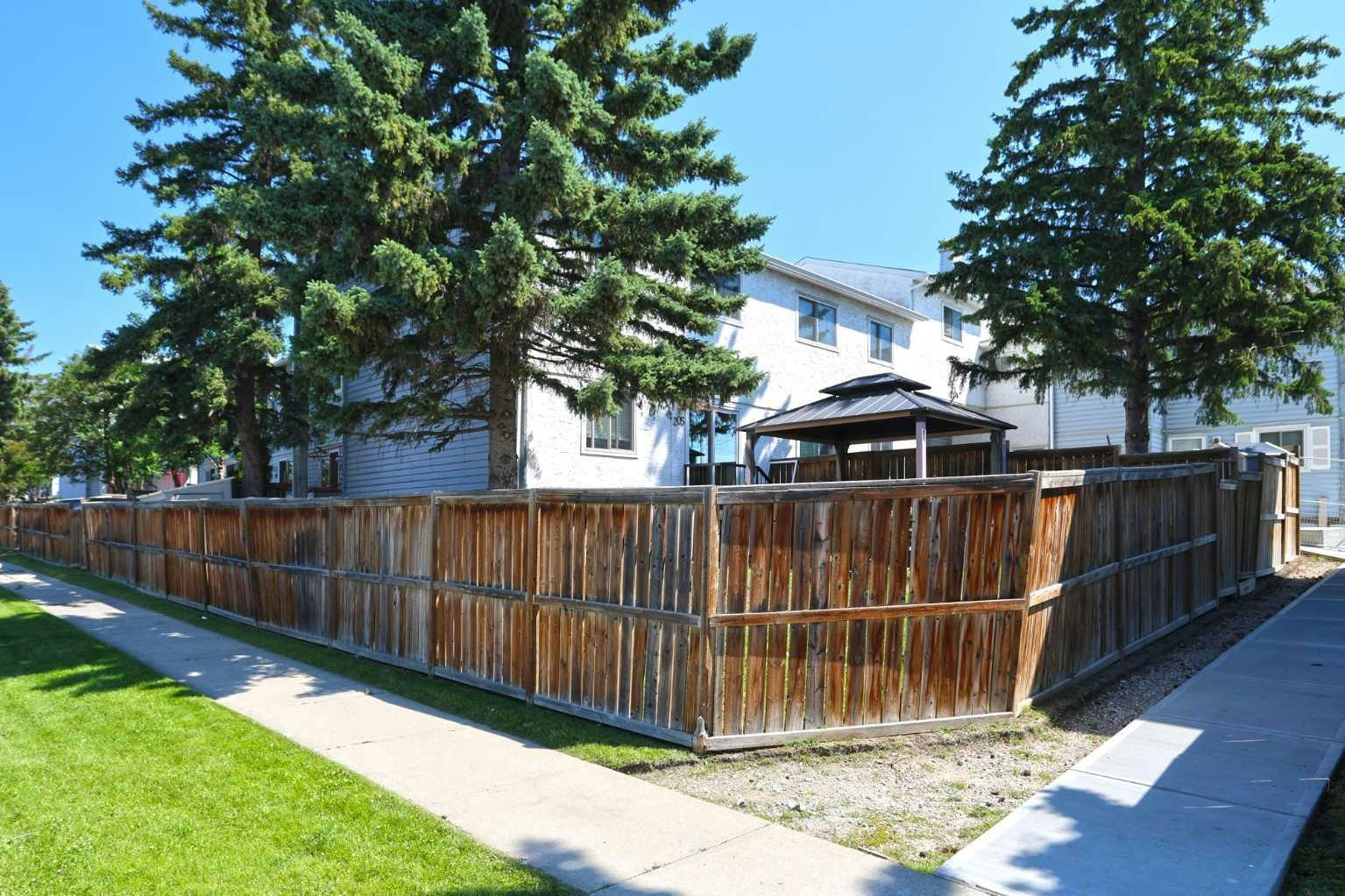 205-310 Falconridge Crescent NE, Calgary, AB, T3J 1H4