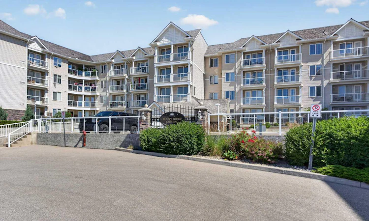 109-500 Rocky Vista Gardens NW