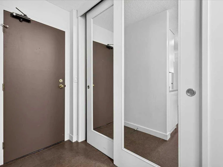 401-1107 15 Avenue SW, Calgary, AB, T2R 0S8 - 2