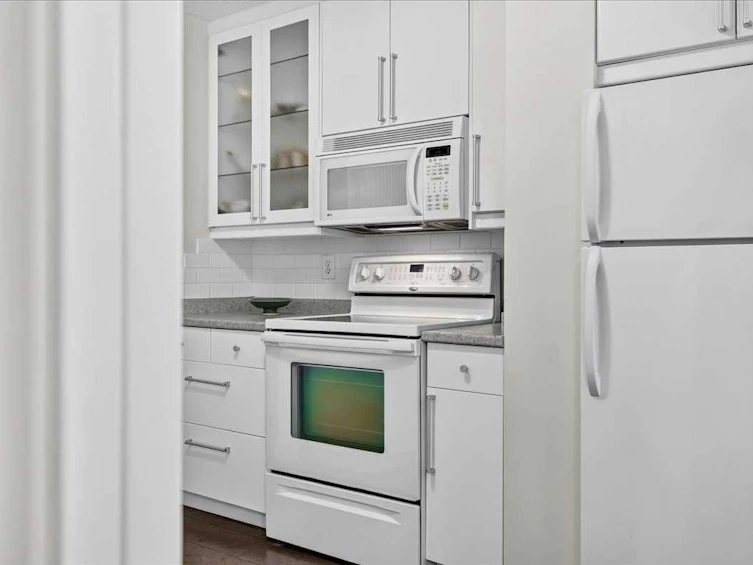 401-1107 15 Avenue SW, Calgary, AB, T2R 0S8 - 18