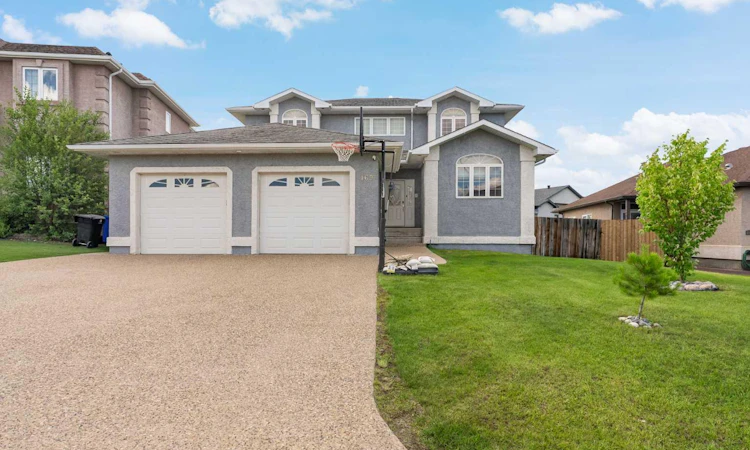 169 Lindstrom Crescent