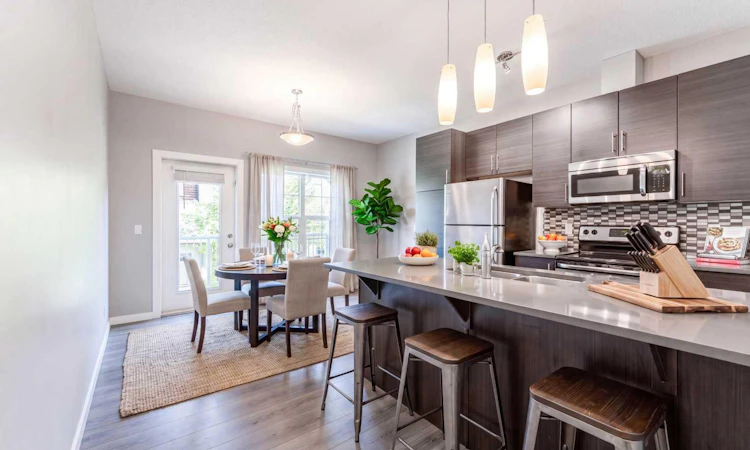 349-130 New Brighton Way SE