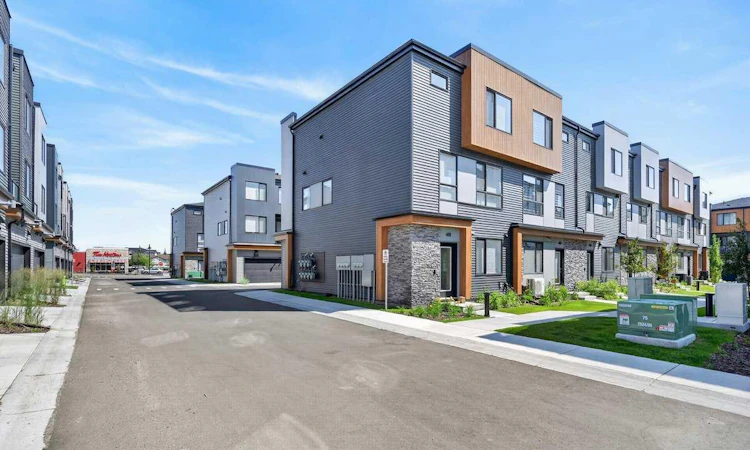 Unit 405-81 Midtown Boulevard SW