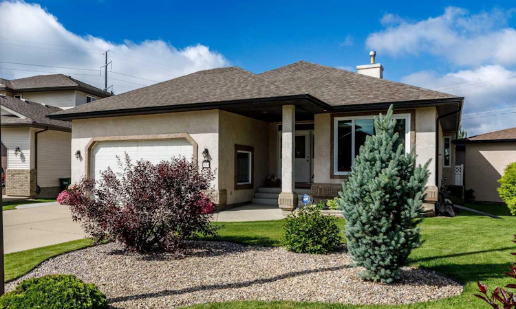 111 Adams Close