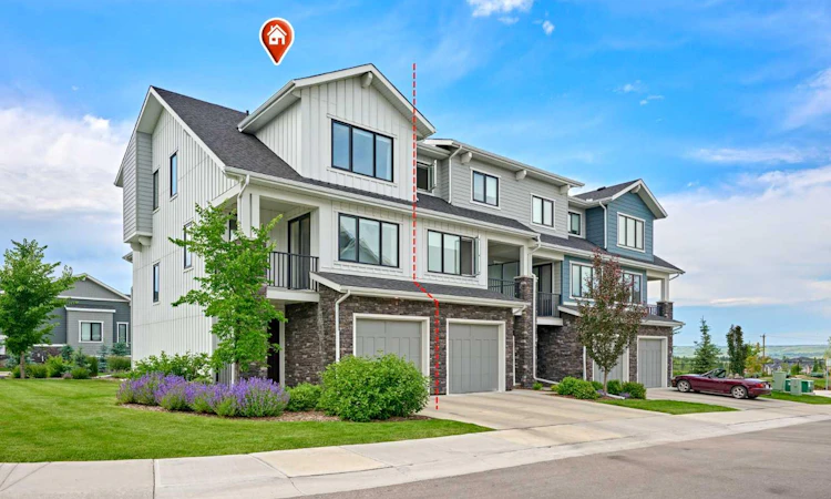 102 Crestridge Common SW