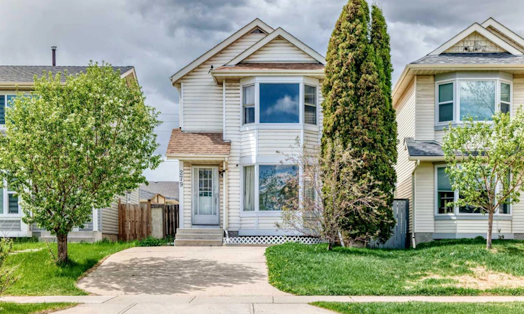 279 Falton Drive NE
