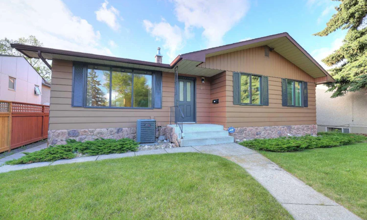 31 Rosery Drive NW