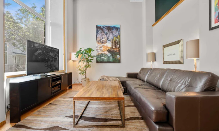 17 Glenbrook Villas SW