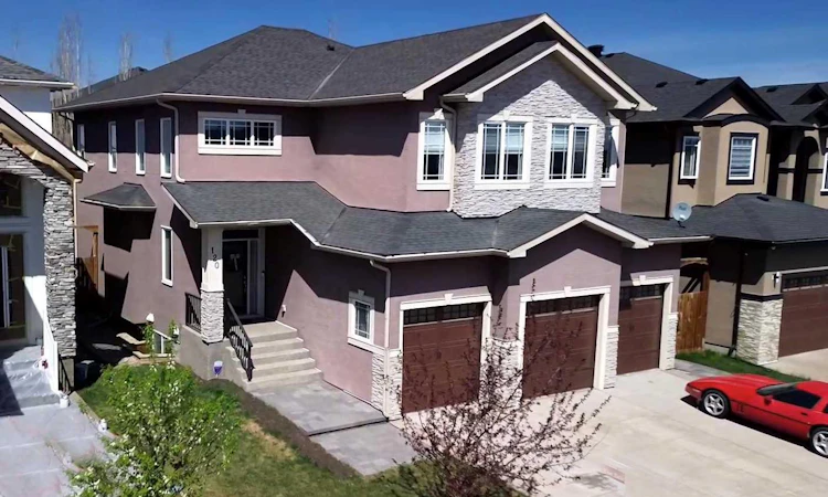 120 Kinniburgh Circle