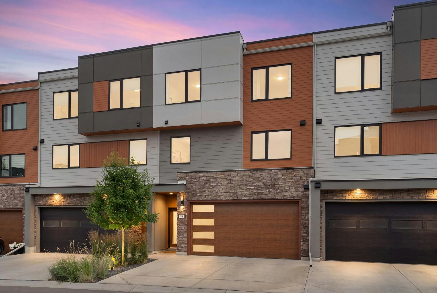 52 Na'a Heights SW, Calgary, AB, T3H 6C4