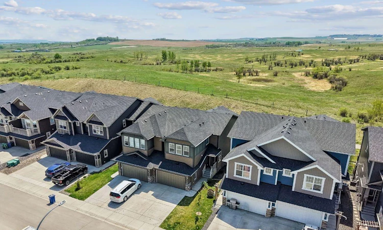 65 Fireside Crescent