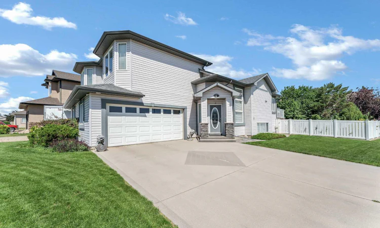 6 Cottonwood Court SW
