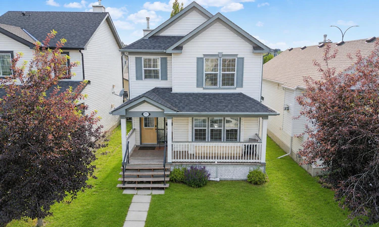 172 Cimarron Grove Crescent