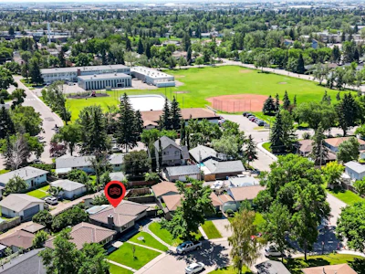 2018 Cottonwood Crescent SE - 5