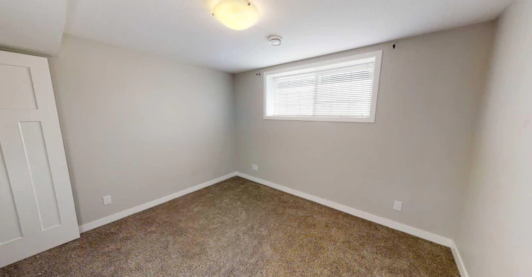 A-9422 88 Street, Grande Prairie, AB, T8X 0H2 - 7