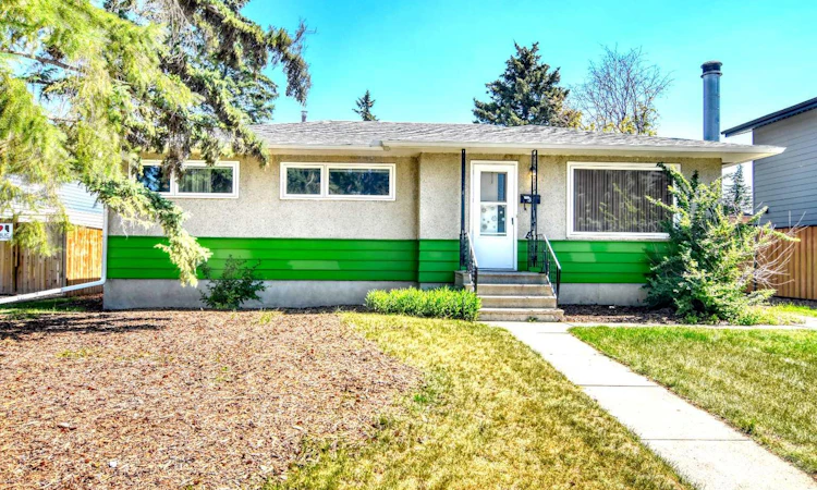 36 Cheyenne Crescent NW