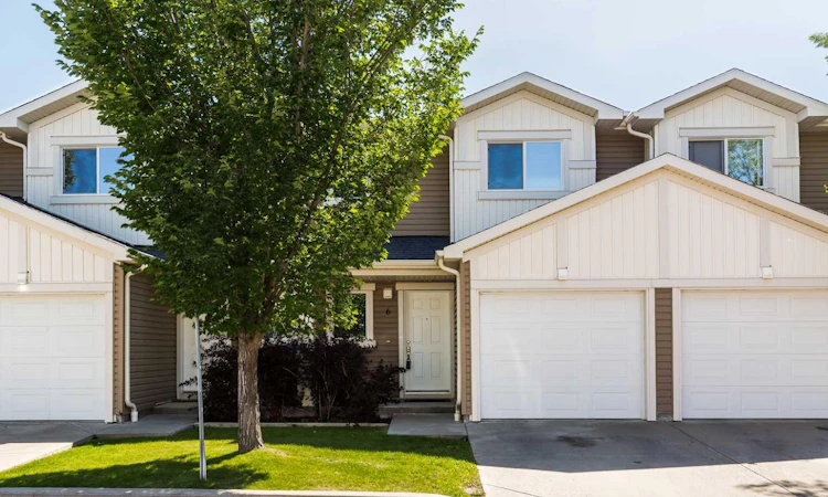 6-205 Silkstone Road W