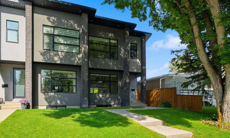 3325 42 Street SW