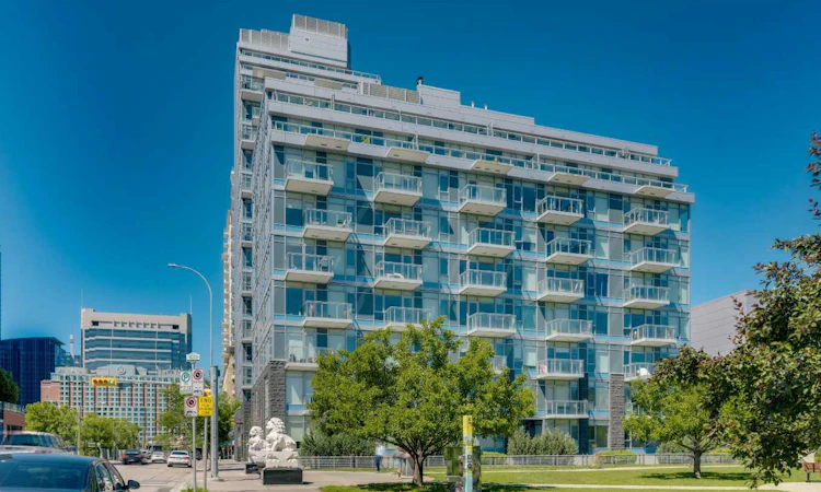 806-118 Waterfront Court SW