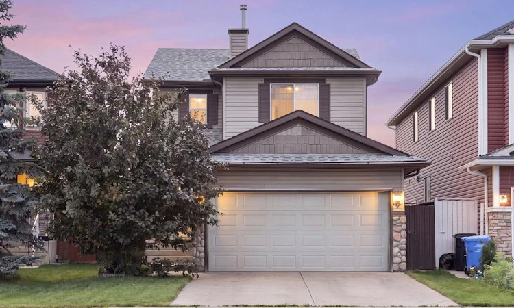 13 Saddlecrest Green NE