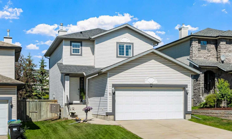 71 Royal Birch Manor NW
