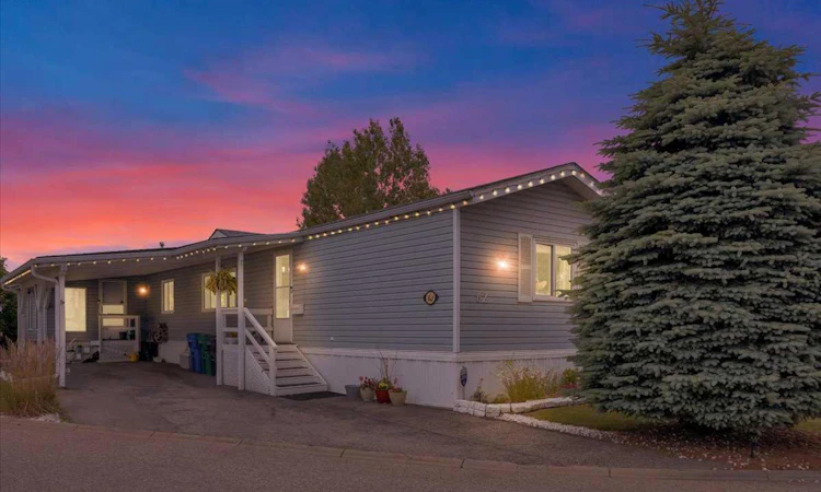 62-99 Arbour Lake Drive