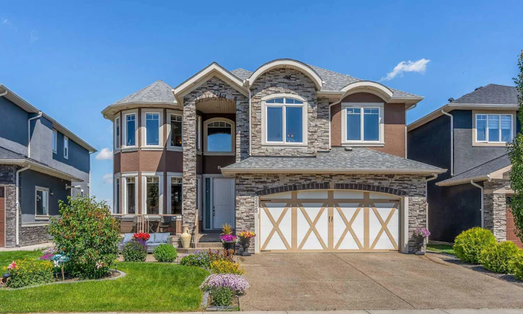 255 Stonemere Green