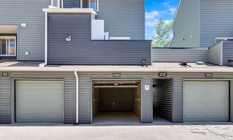 252-66 Glamis Green SW