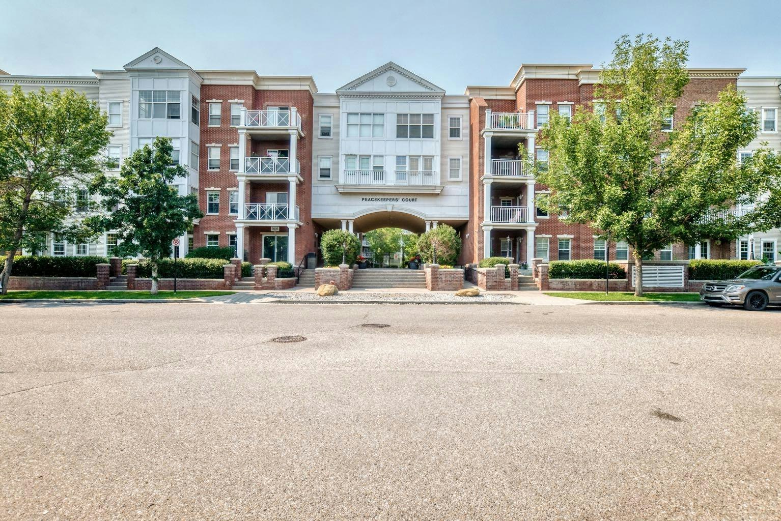 1212-5605 Henwood Street SW, Calgary, AB, T3E 7R2