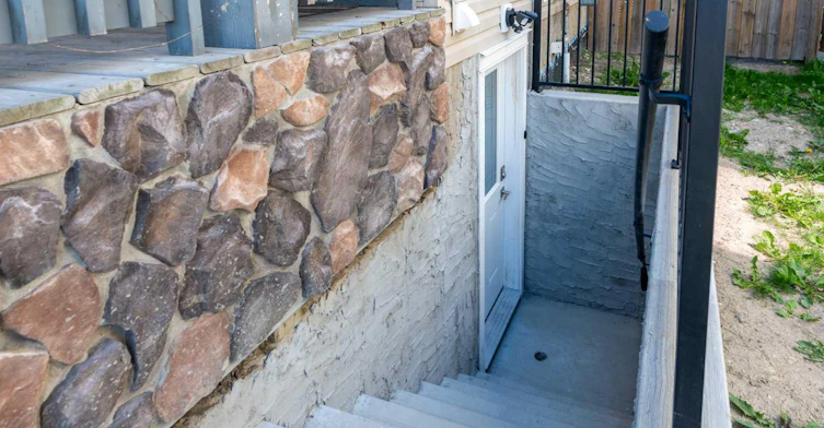 7 Panora Square NW, Calgary, AB, T3P 1E5 - 24