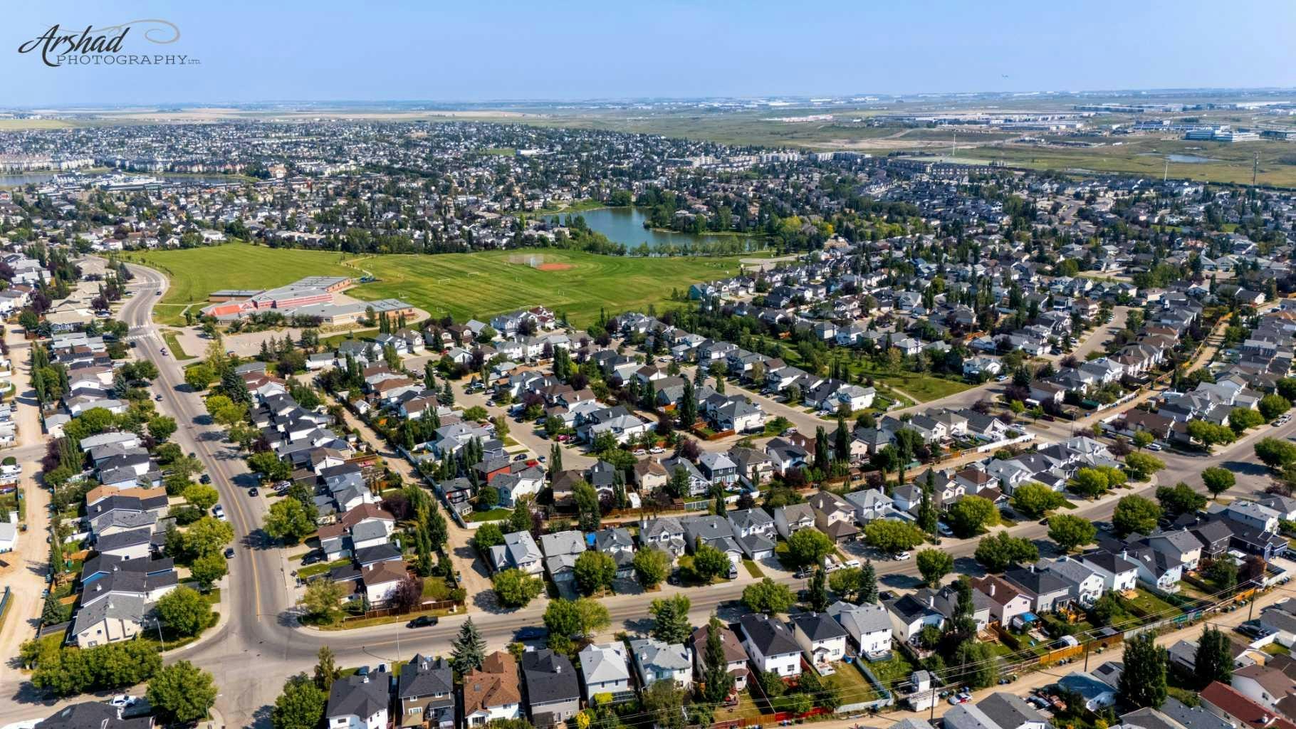 7 Panora Square NW, Calgary, AB, T3P 1E5 - 28