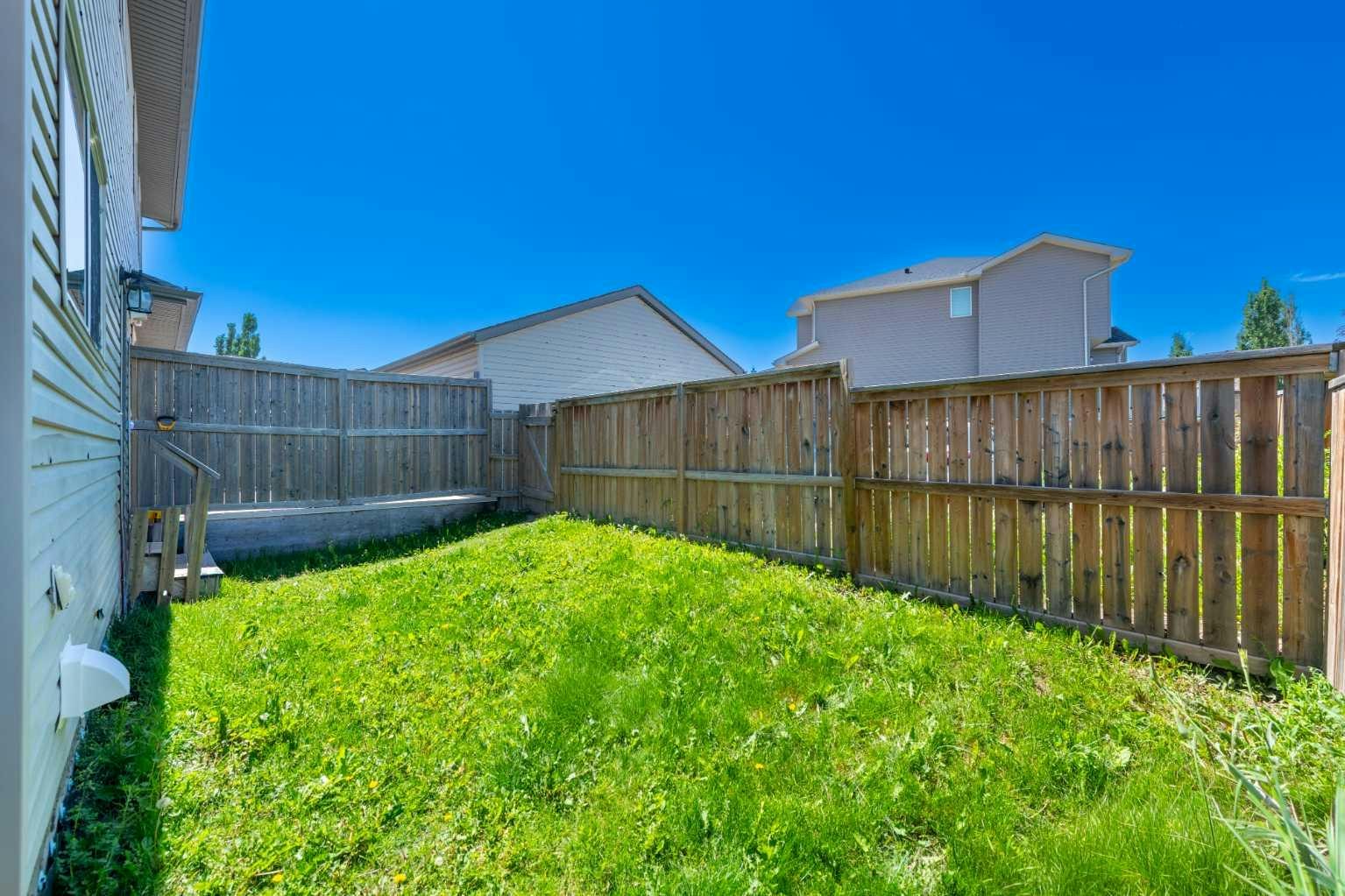 7 Panora Square NW, Calgary, AB, T3P 1E5 - 26