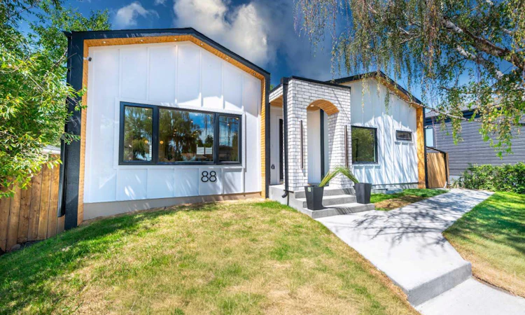 88 Cheyenne Crescent NW