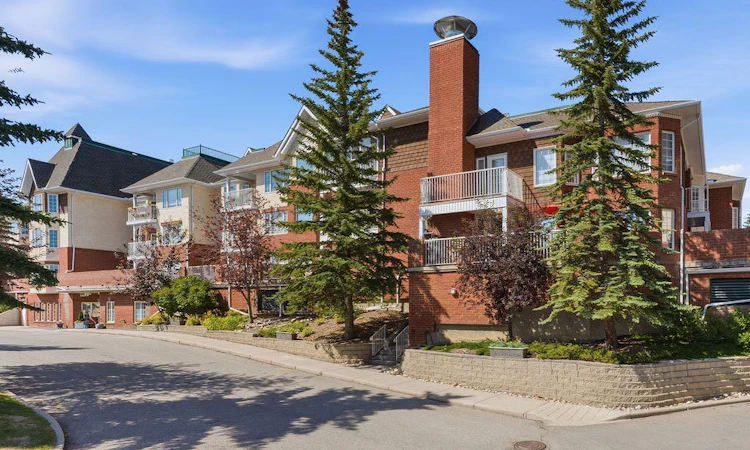 1210-1210 Sienna Park Green SW