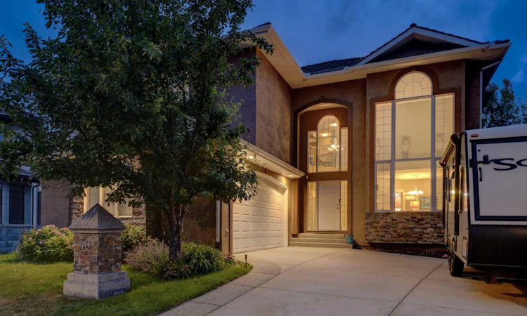 40 Arbour Estates Green NW