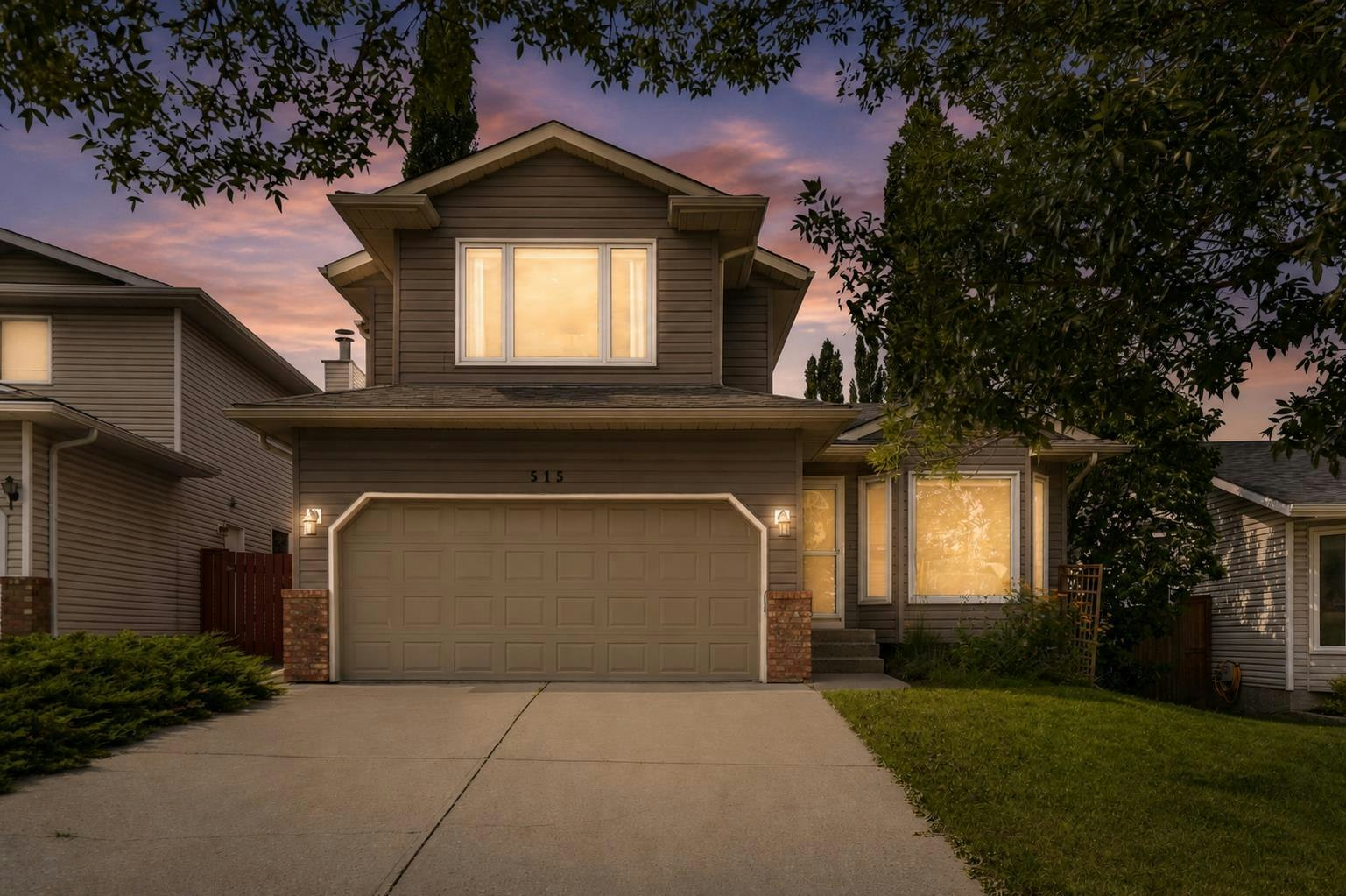 515 Macewan Drive NW, Calgary, AB, T3K 3W5