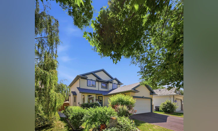 12 Valley Glen Heights NW