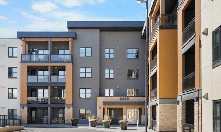219-8355 19 Avenue SW