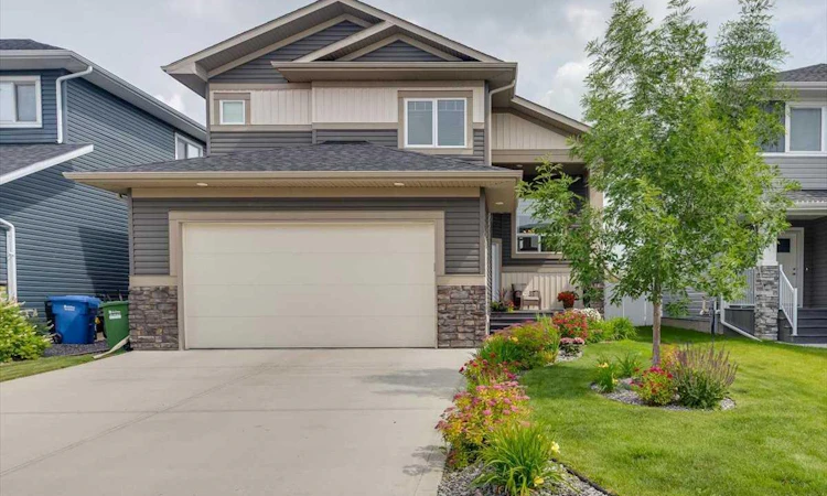 73 Longmire Close