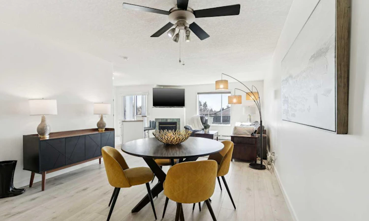 102-6102 Valleyview Park SE