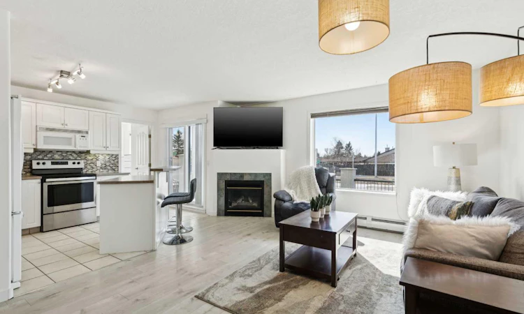 102-6102 Valleyview Park SE