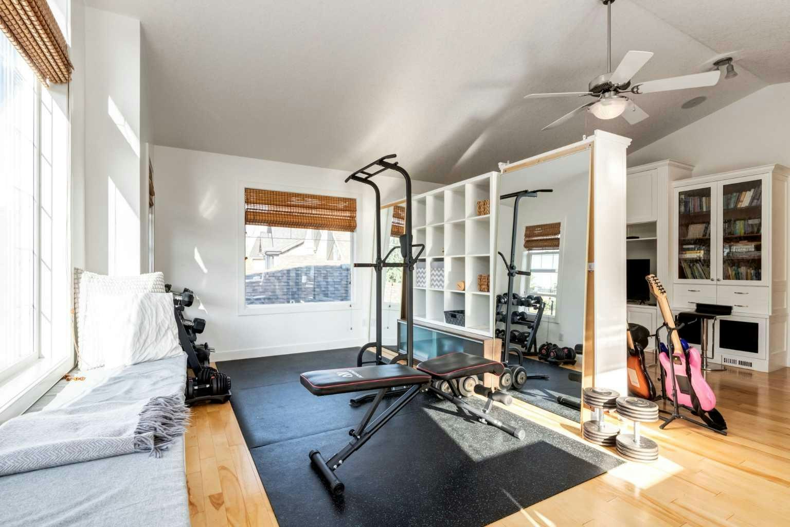 8631 Wentworth Drive SW, Calgary, AB, T3H 5K2 - 25
