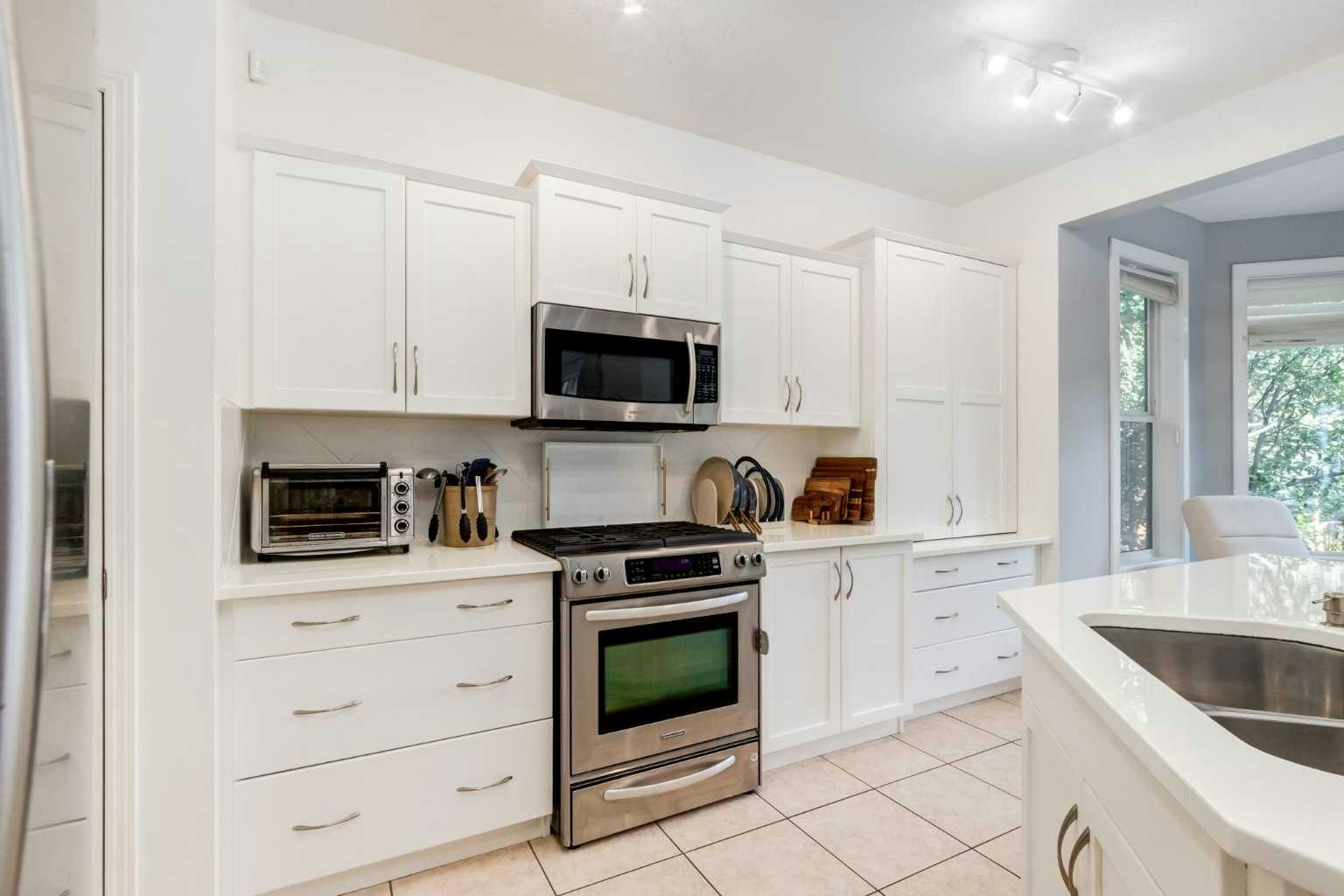 8631 Wentworth Drive SW, Calgary, AB, T3H 5K2 - 13