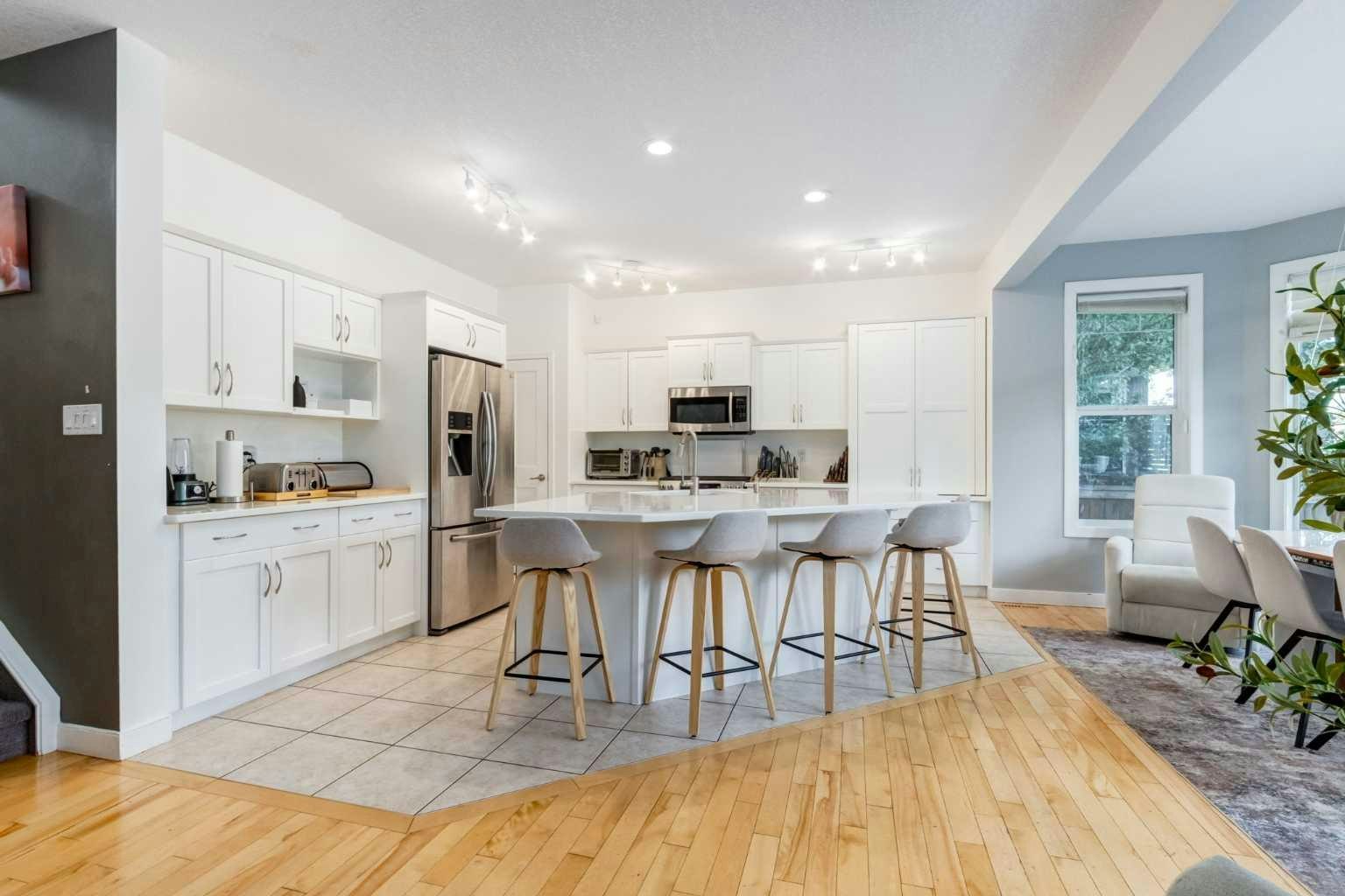 8631 Wentworth Drive SW, Calgary, AB, T3H 5K2 - 9