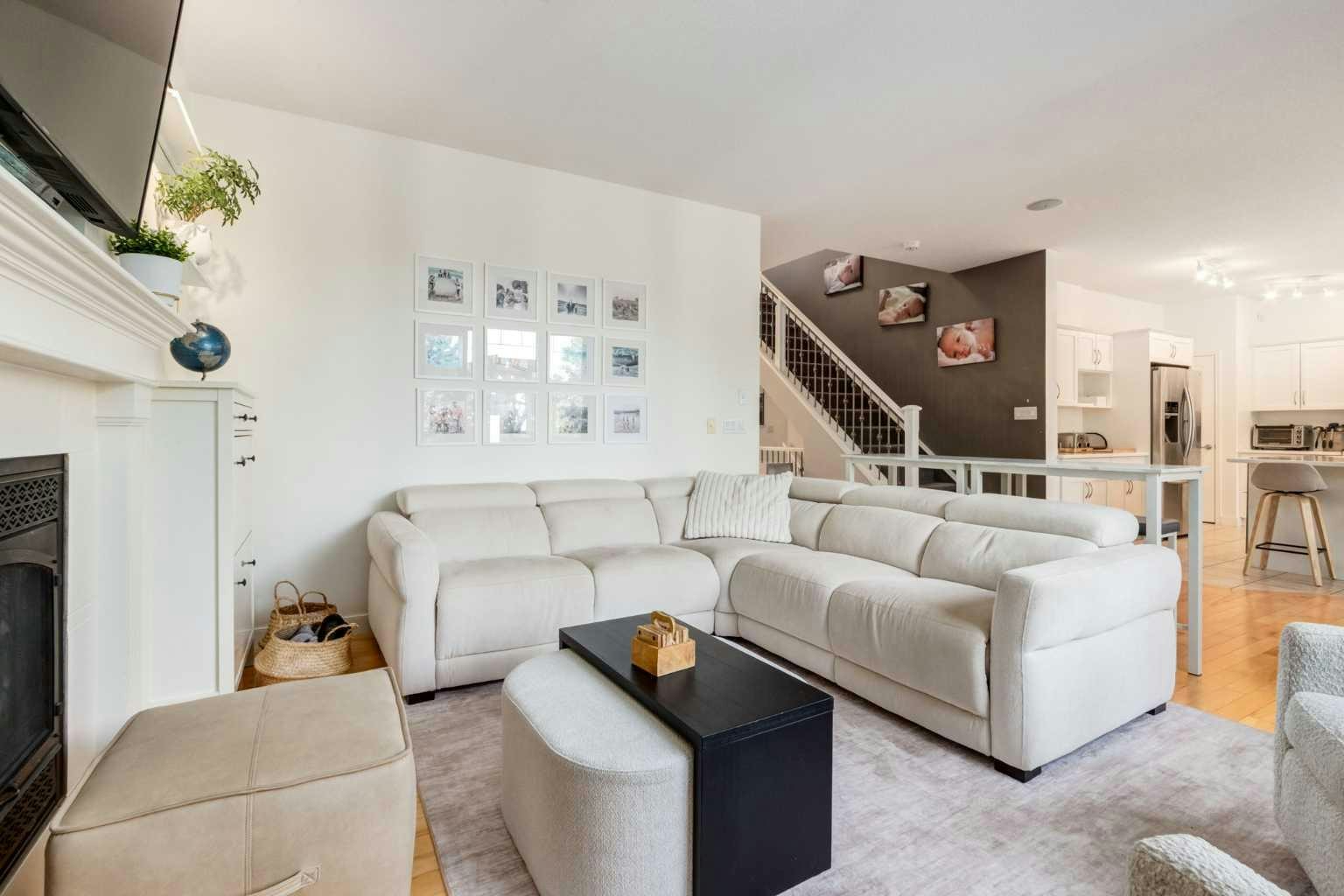 8631 Wentworth Drive SW, Calgary, AB, T3H 5K2 - 16