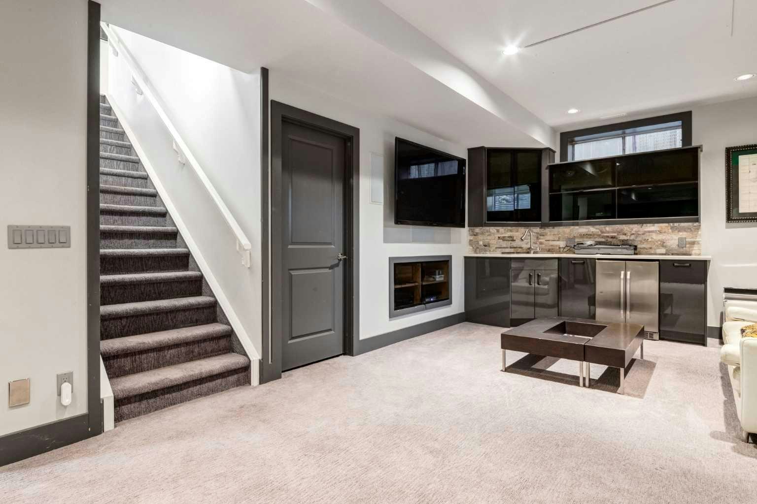 8631 Wentworth Drive SW, Calgary, AB, T3H 5K2 - 36